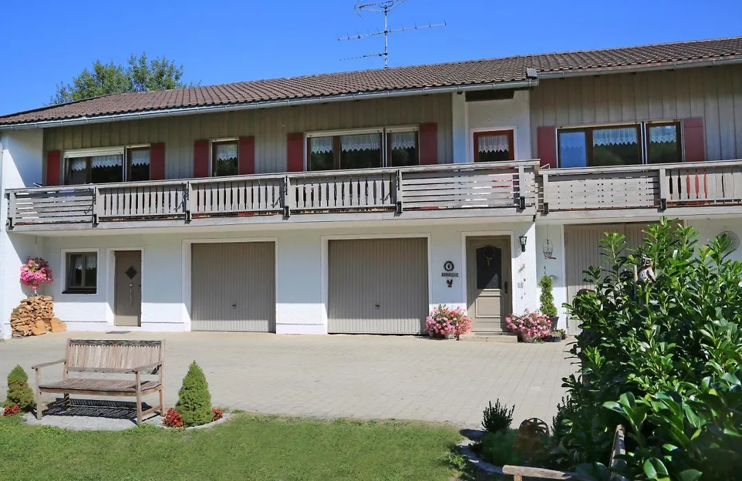 Heutauer Hof-1